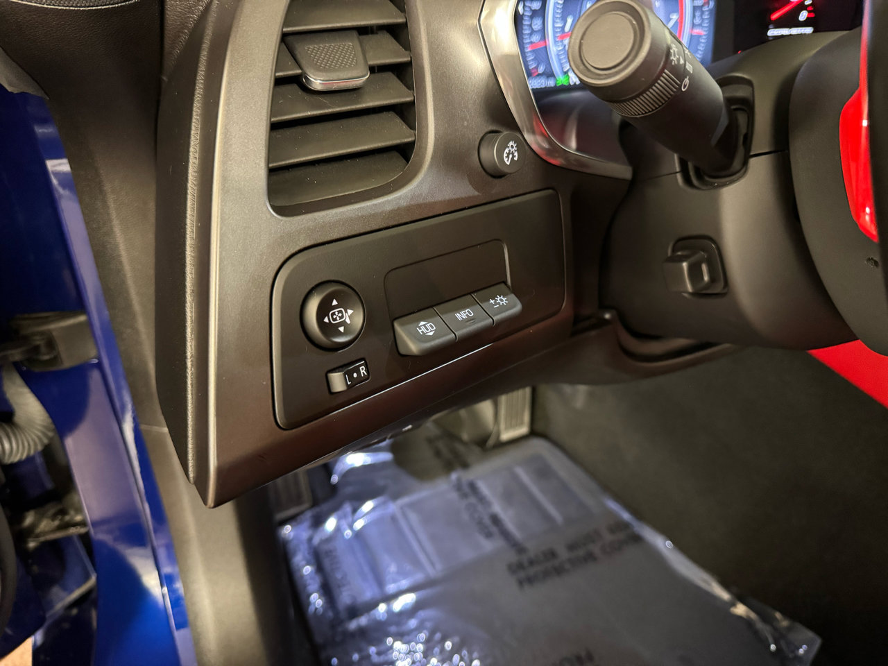 Used 2018 Chevrolet Corvette Stingray Coupe w/ 2LT Preferred Equipment Group image 18