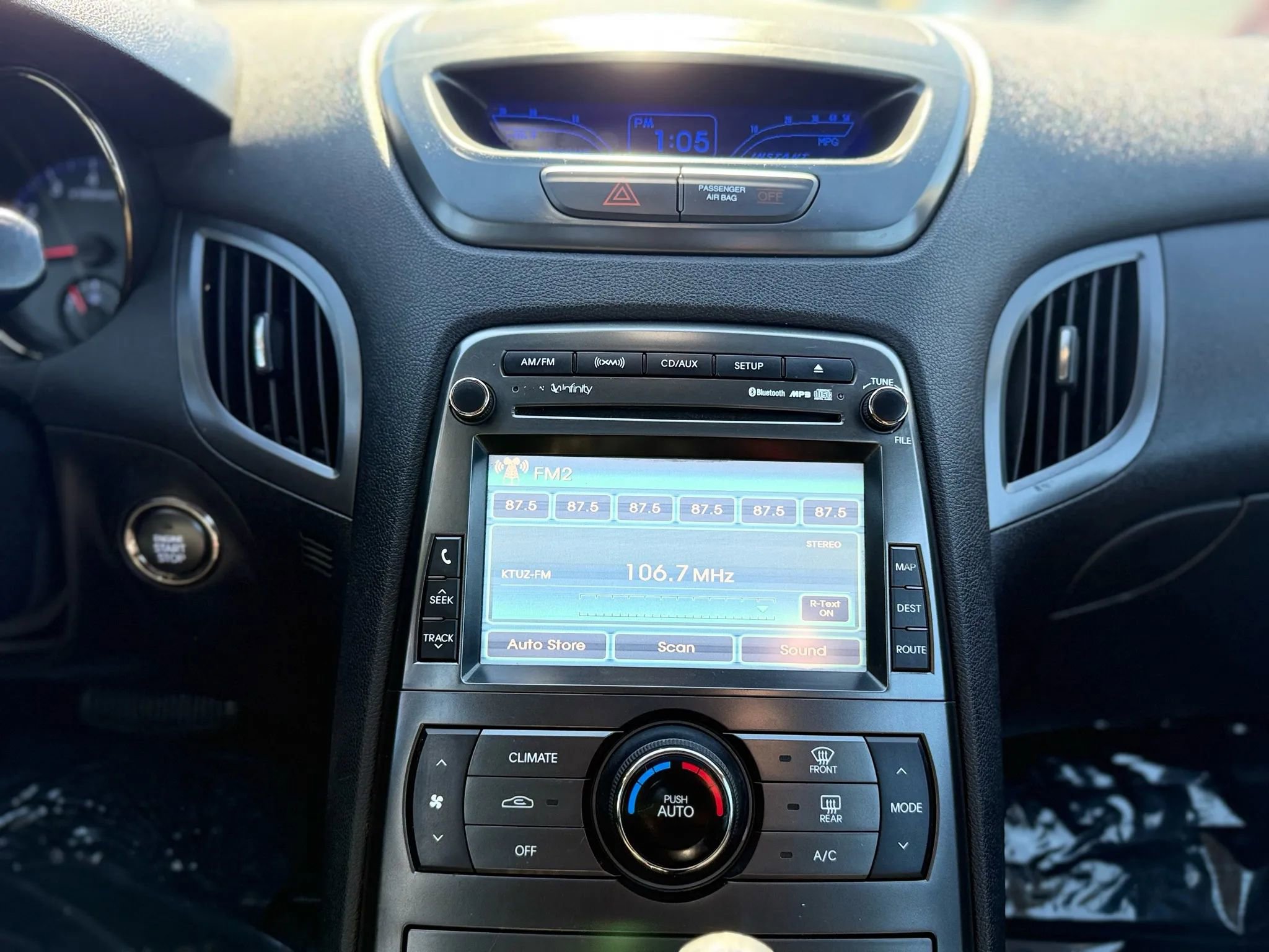 Used 2011 Hyundai Genesis 2.0T RWD image 29