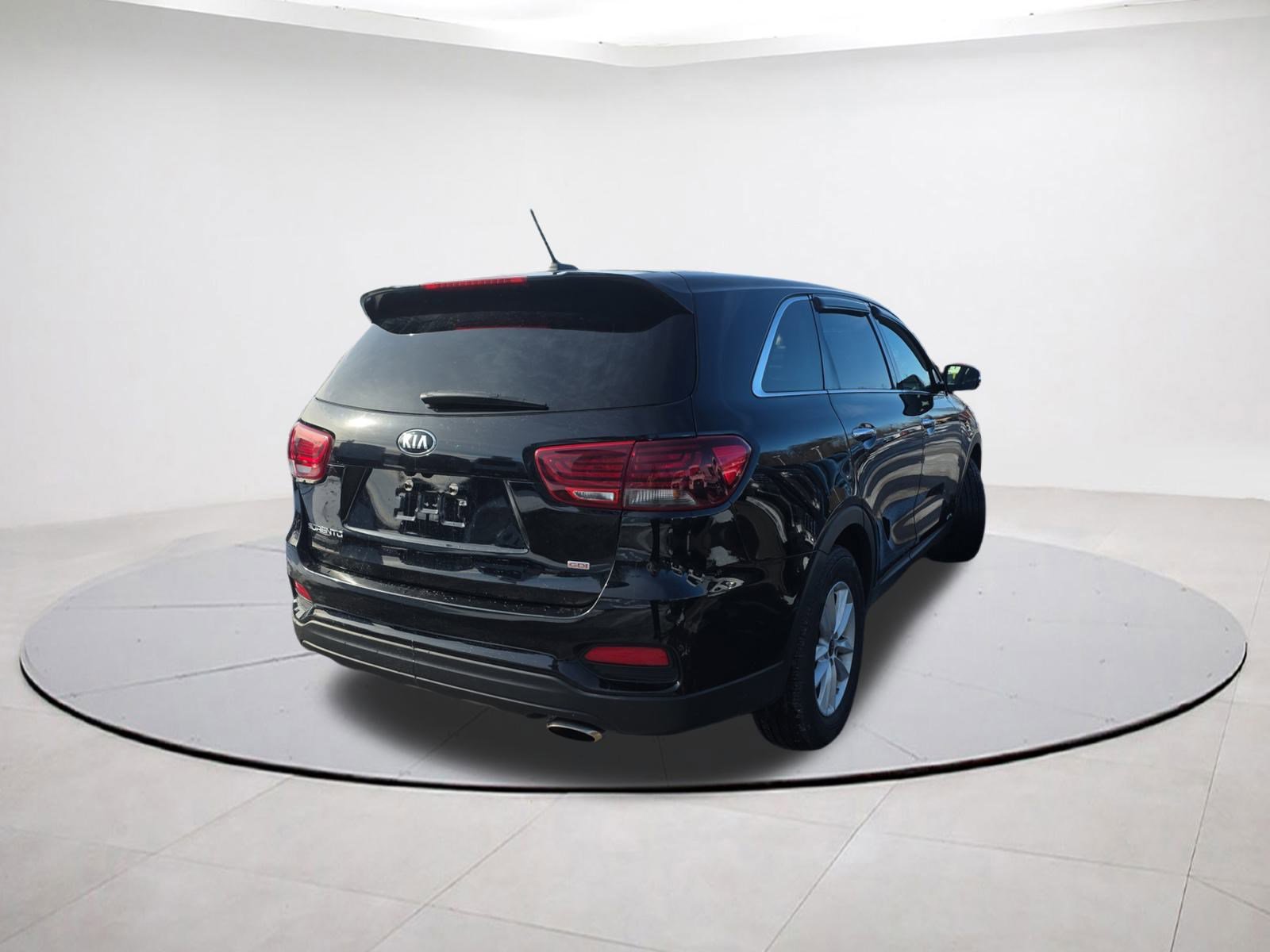 Used 2019 Kia Sorento LX image 7