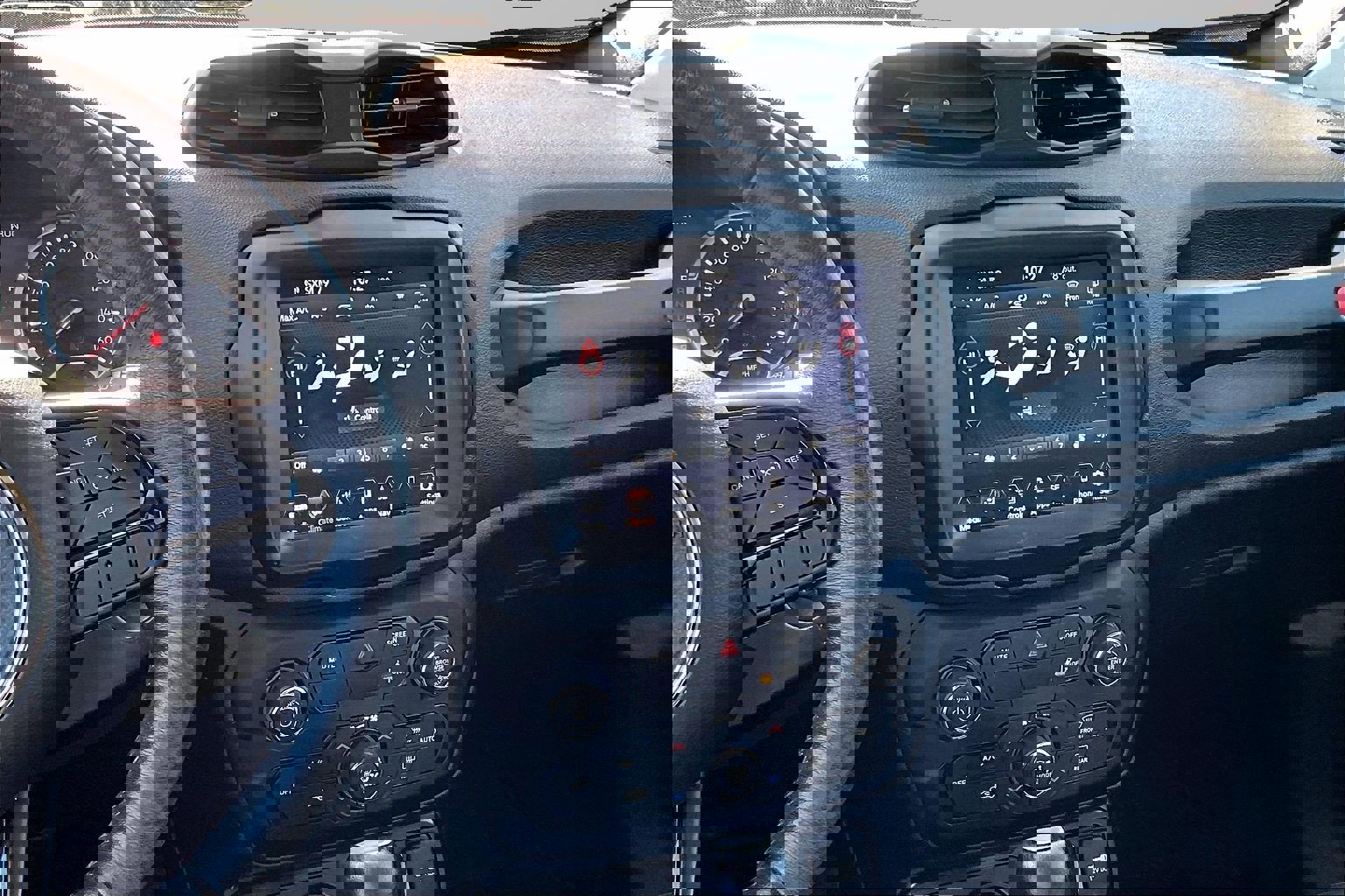 Used 2022 Jeep Renegade Trailhawk image 6