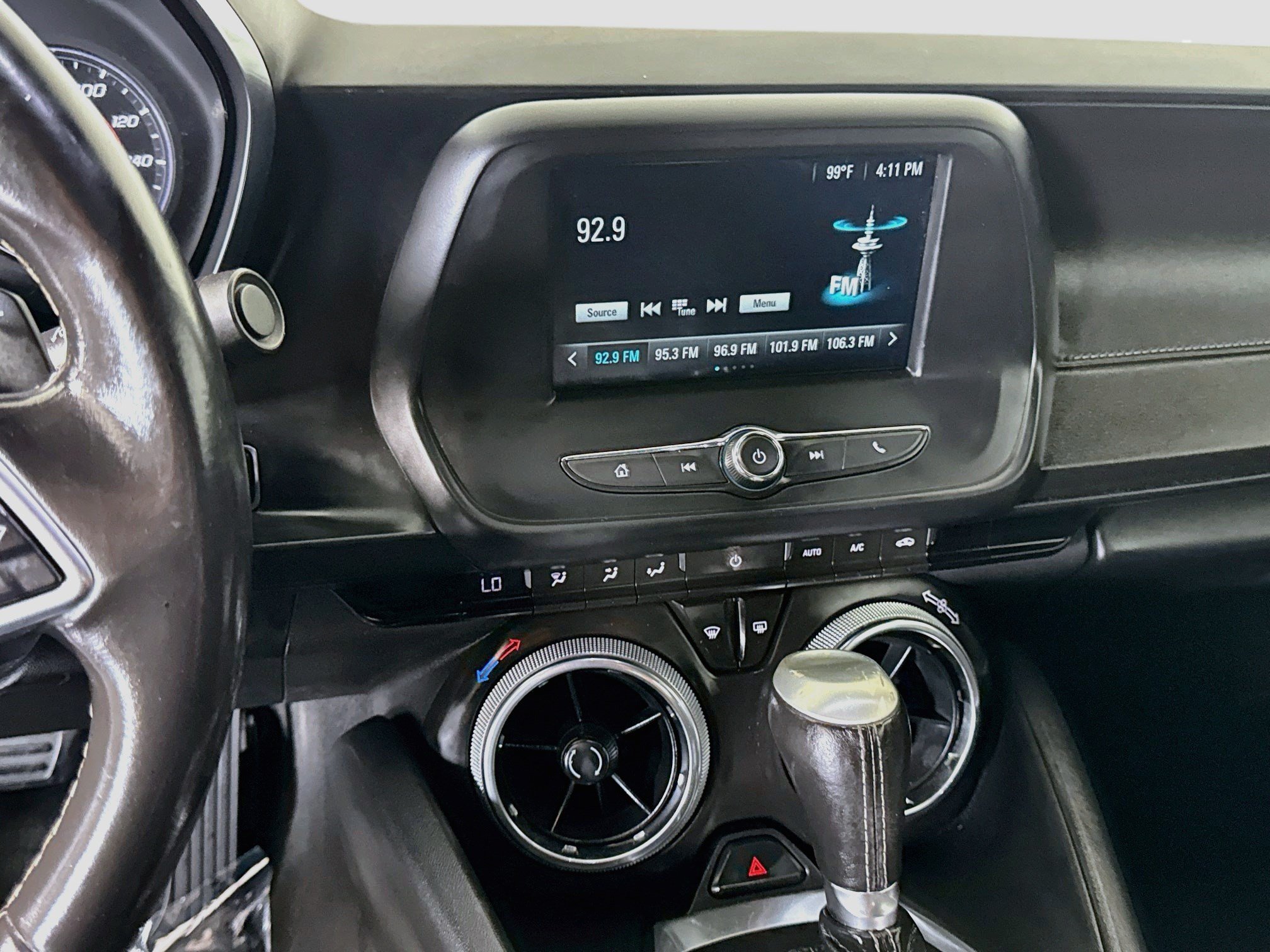 Used 2017 Chevrolet Camaro LT RWD image 18