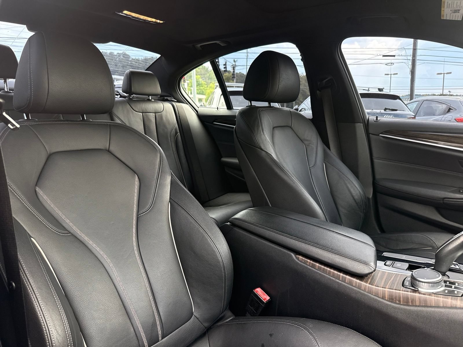 Used 2019 BMW 530i RWD image 37