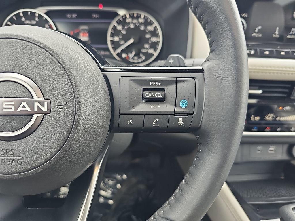 Used 2023 Nissan Rogue SL w/ SL Premium Package image 22