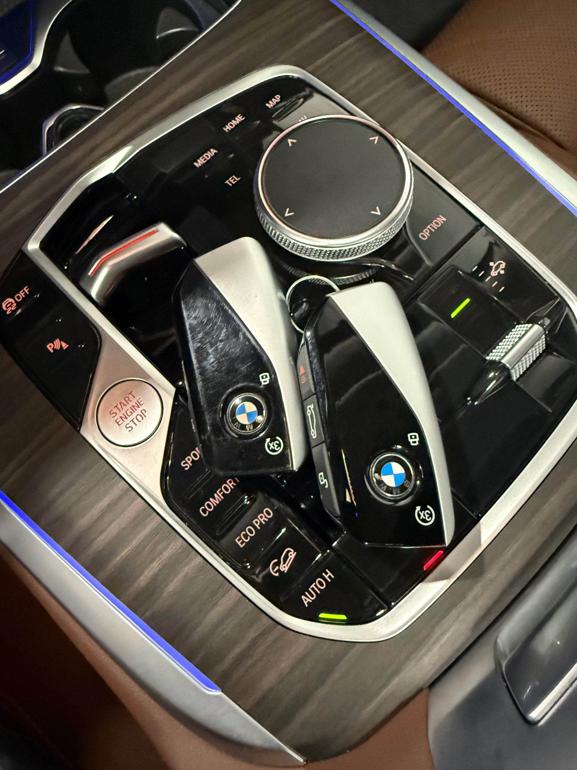 Used 2024 BMW X7 xDrive40i image 77