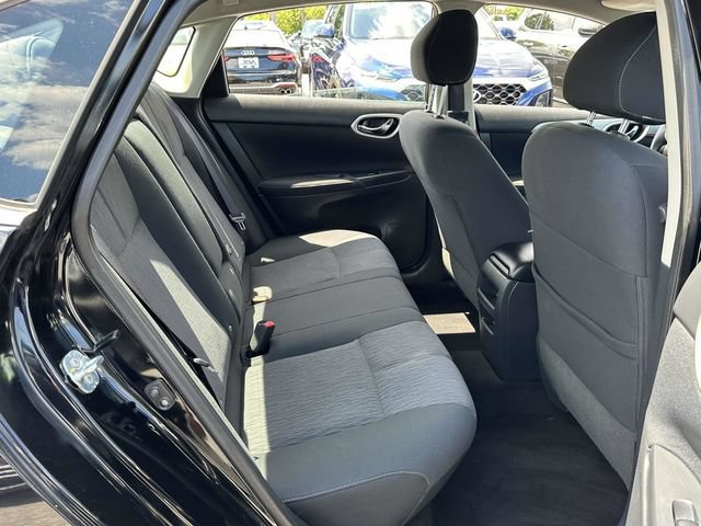 Used 2015 Nissan Sentra SV FWD image 21