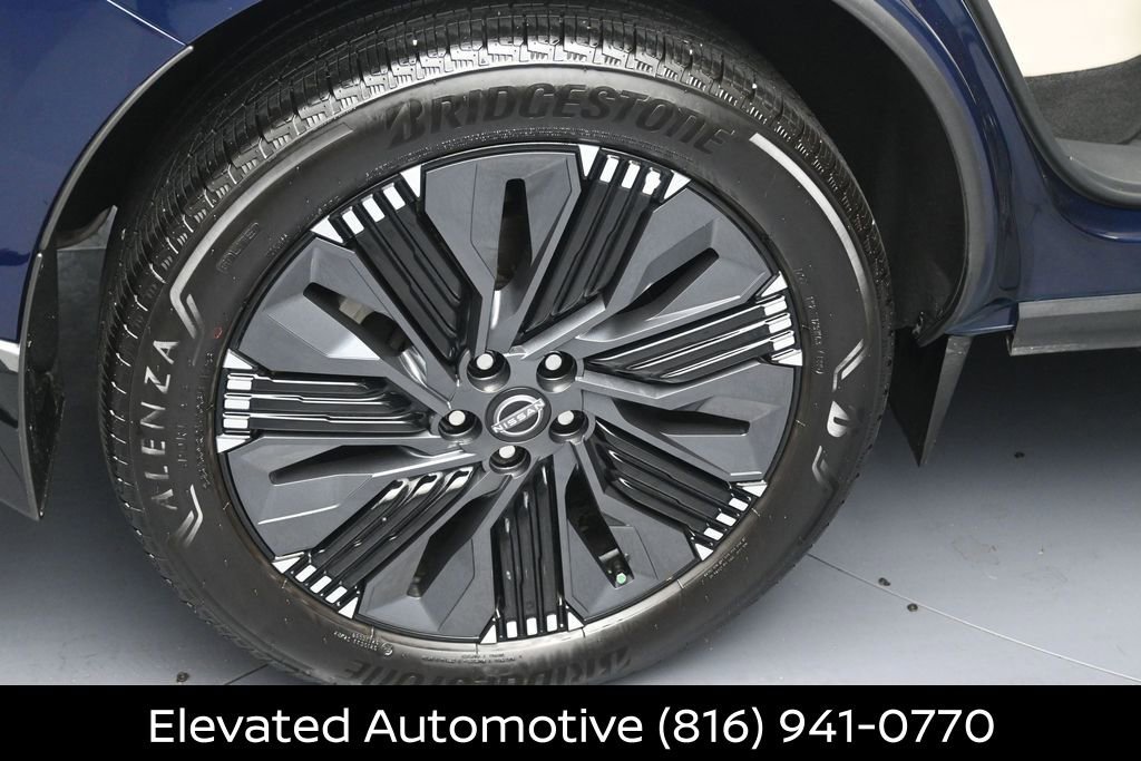 Certified 2025 Nissan Murano Platinum w/ Cargo Package AWD/4WD image 5