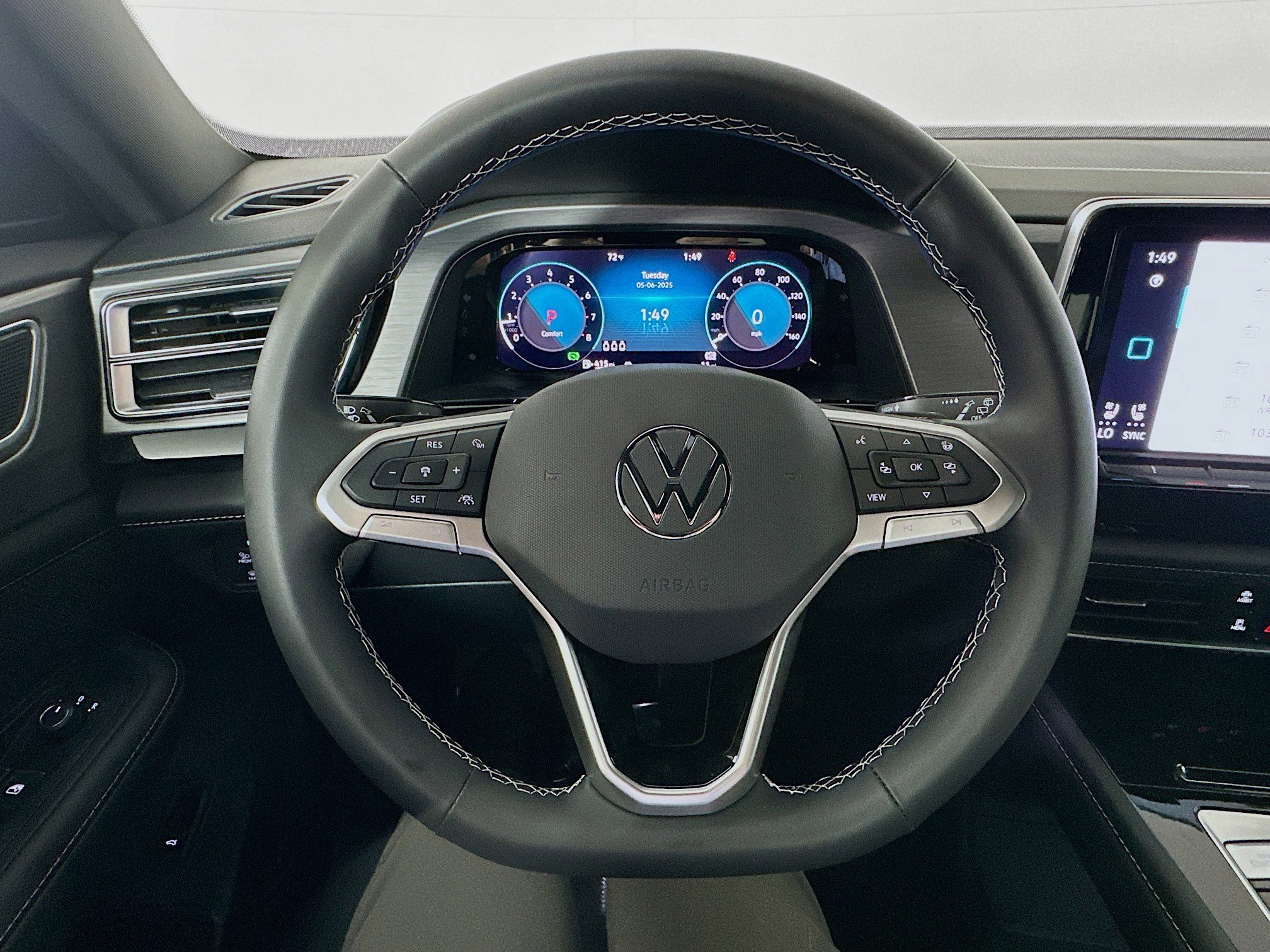 New 2025 Volkswagen Atlas Cross Sport SE image 11