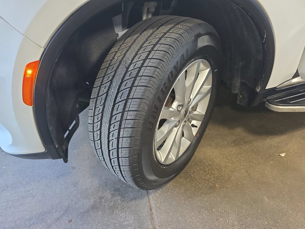 Used 2022 Dodge Durango SXT AWD/4WD image 31