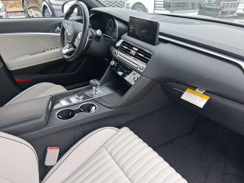 Certified 2025 Genesis G70 3.3T Advanced image 7