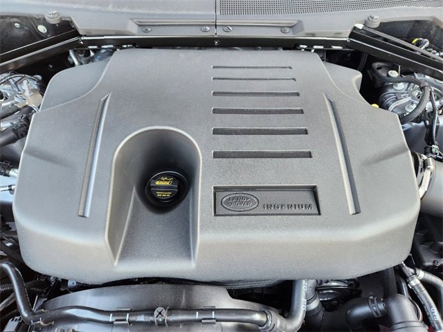 New 2024 Land Rover Defender 110 S image 30