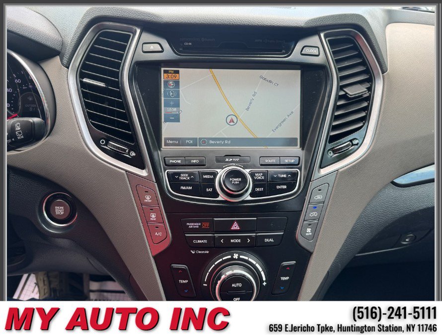 Used 2015 Hyundai Santa Fe GLS w/ Option Group 03 AWD/4WD image 17