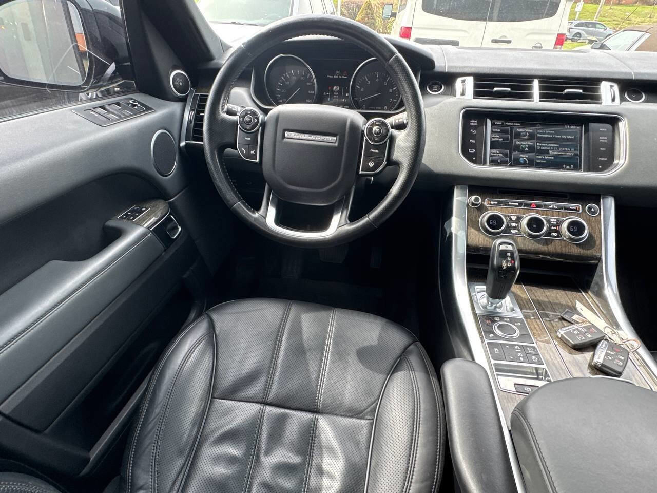 Used 2015 Land Rover Range Rover Sport HSE image 19