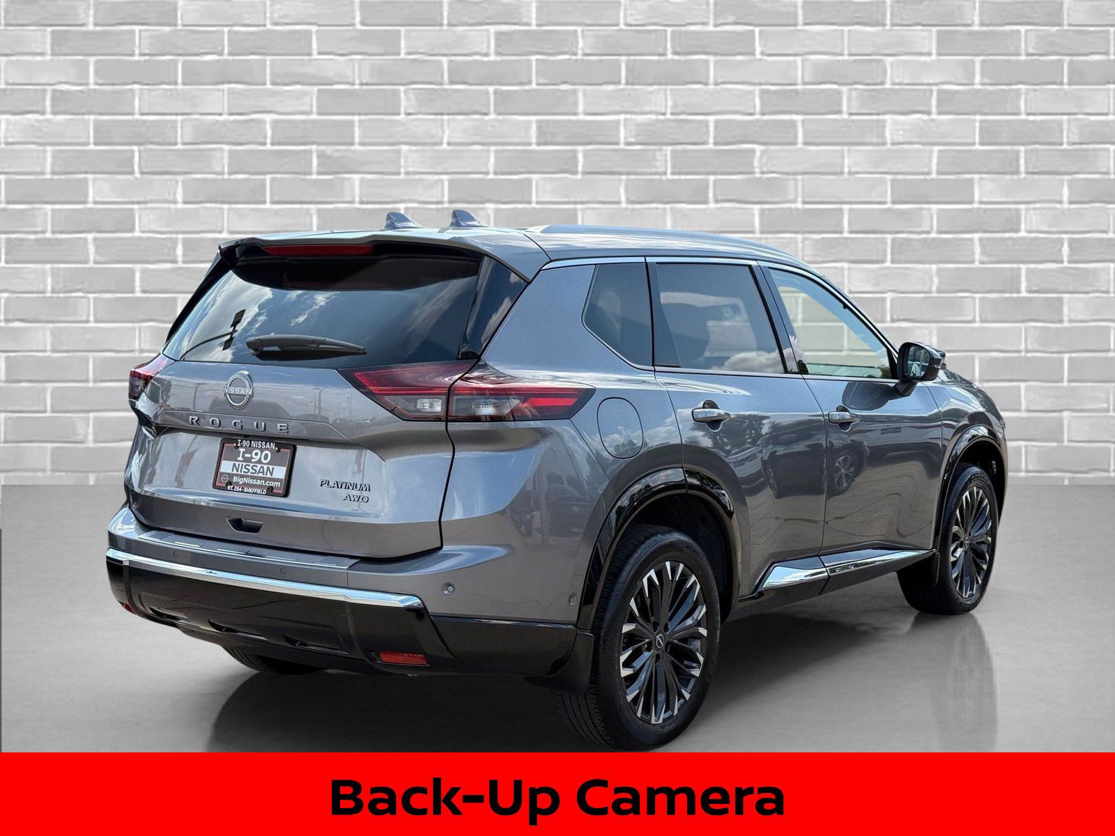 Certified 2025 Nissan Rogue Platinum w/ Tech Package AWD/4WD image 9