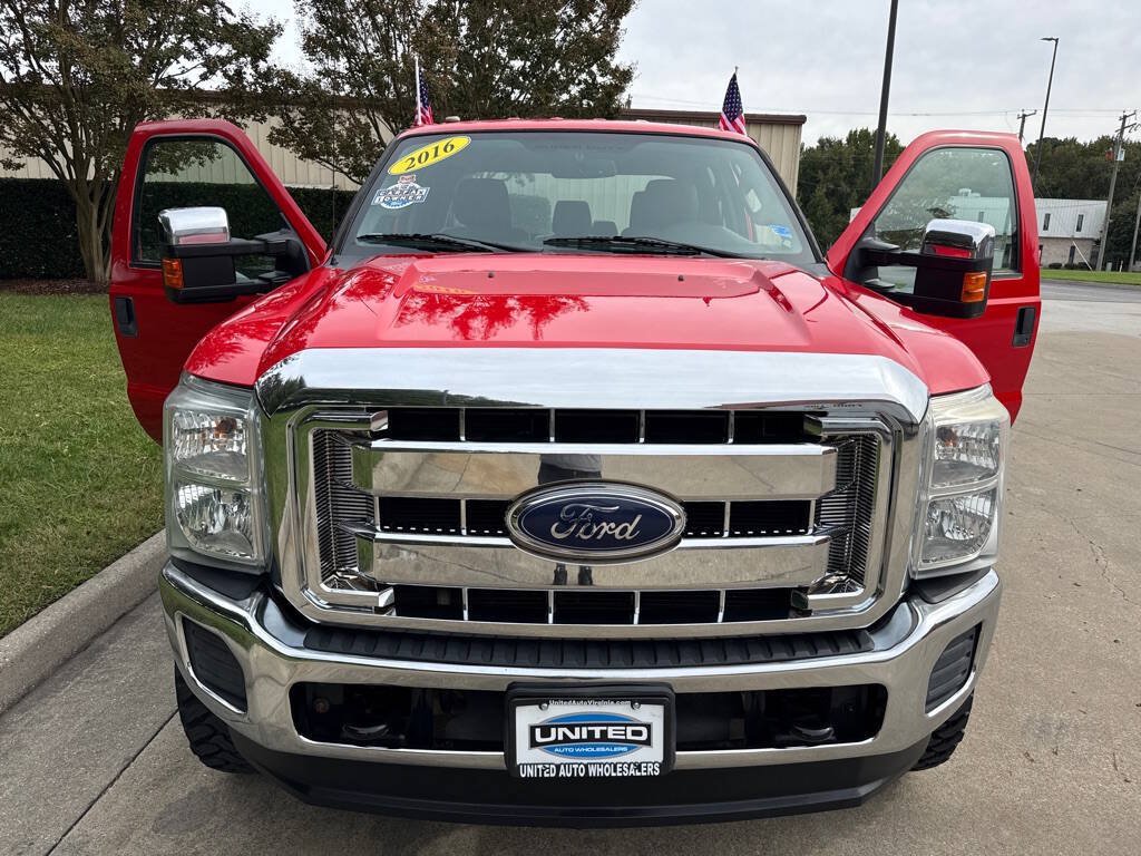 Used 2016 Ford F250 XL w/ Power Equipment Group AWD/4WD image 11