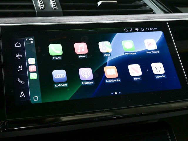 Used 2024 Audi Q8 e-tron Prestige w/ Prestige Package image 18