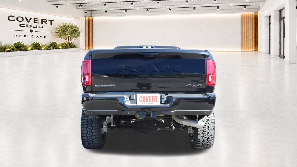 New 2025 RAM 2500 Laramie AWD/4WD image 15