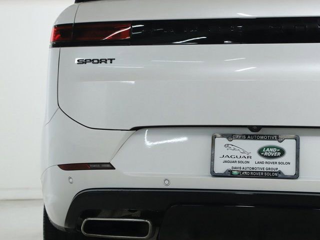 Certified 2025 Land Rover Range Rover Sport Dynamic SE image 44