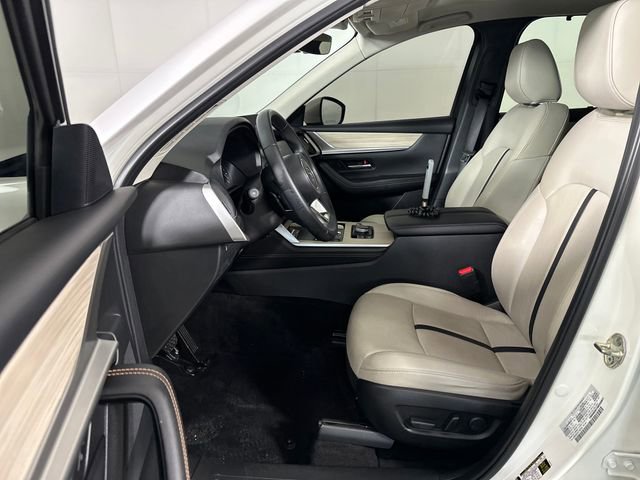 Used 2024 MAZDA CX-90 3.3 Turbo w/ Preferred Package image 11