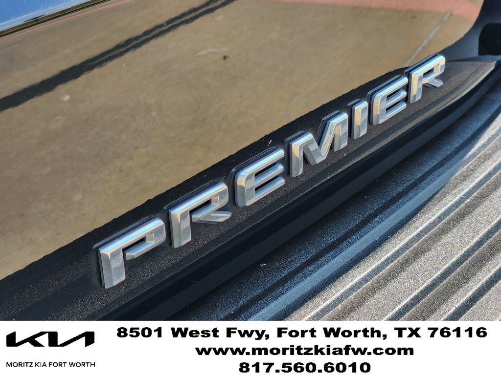 Used 2026 Chevrolet Suburban Premier w/ Sun And Tow Package AWD/4WD image 11