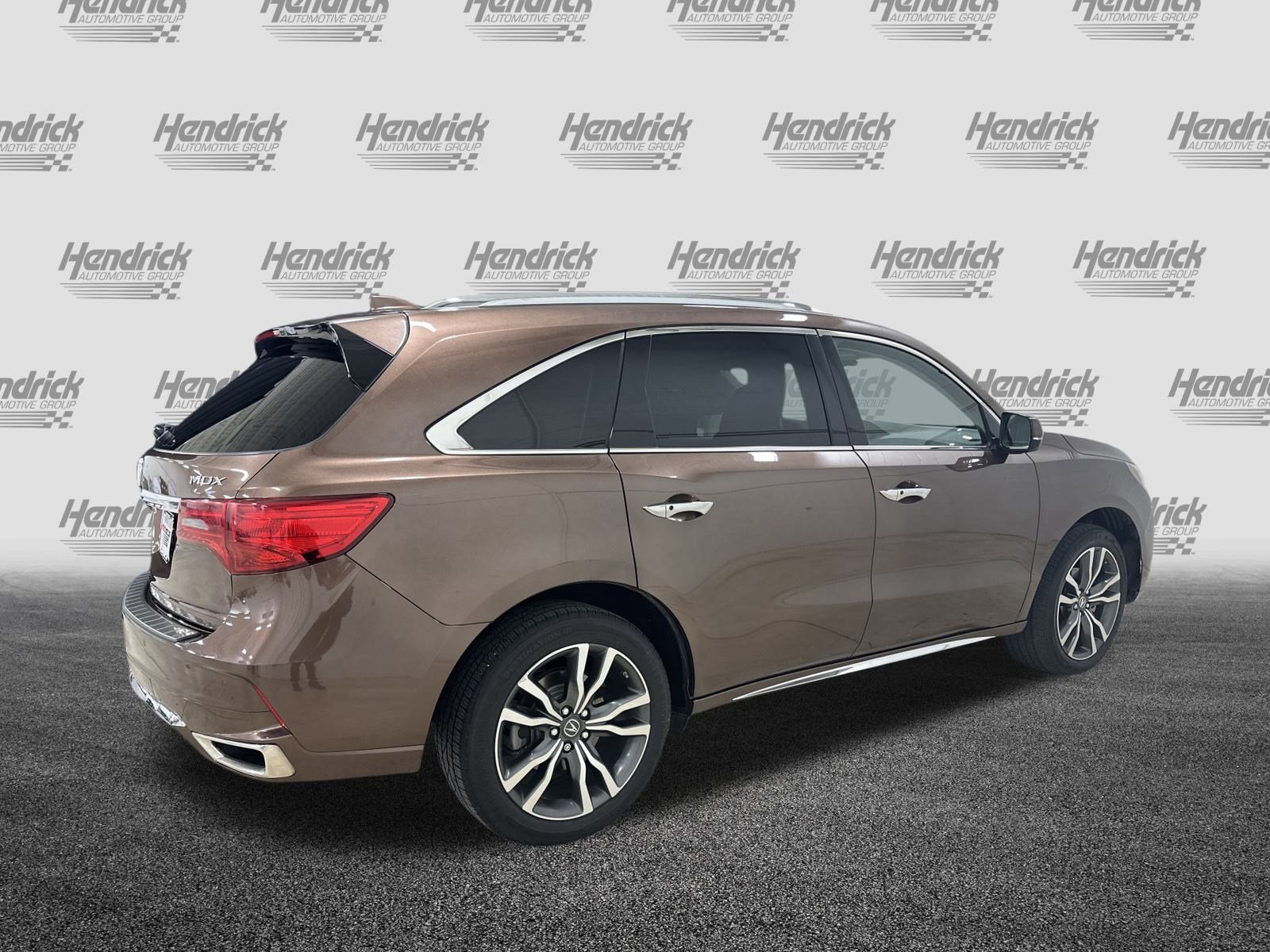 Used 2019 Acura MDX FWD w/ Advance Package image 10