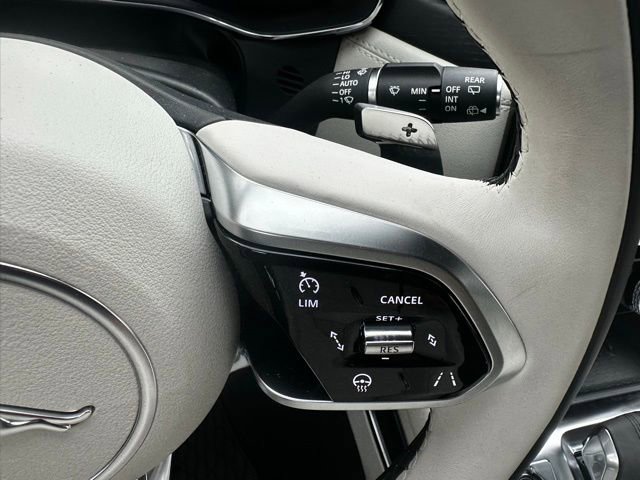 Used 2026 Jaguar F-PACE R-Dynamic S image 25