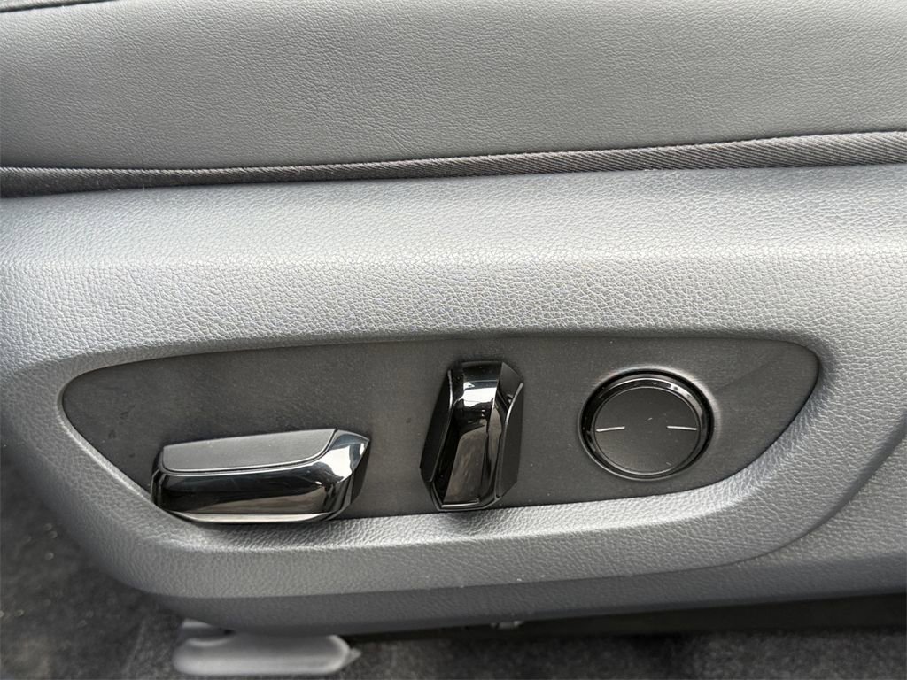 New 2026 Lexus RX 450h AWD image 13