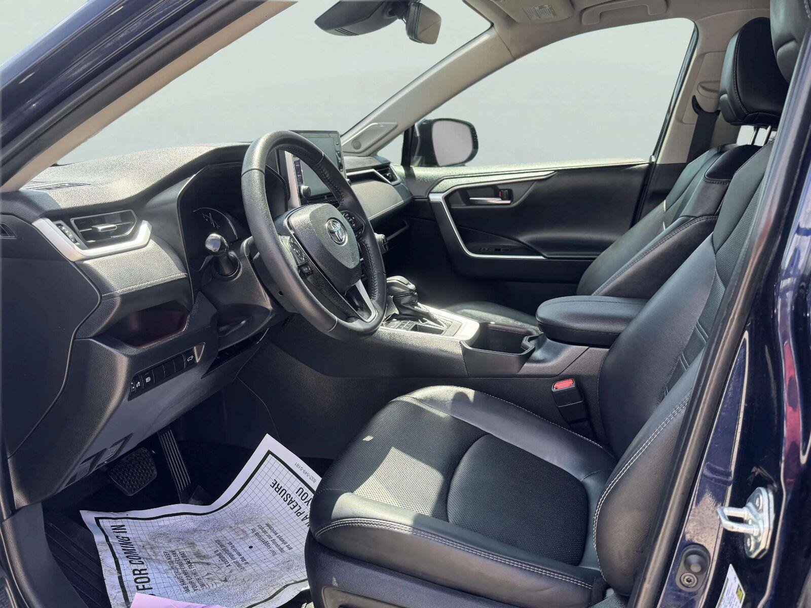 Used 2022 Toyota RAV4 Limited FWD image 22