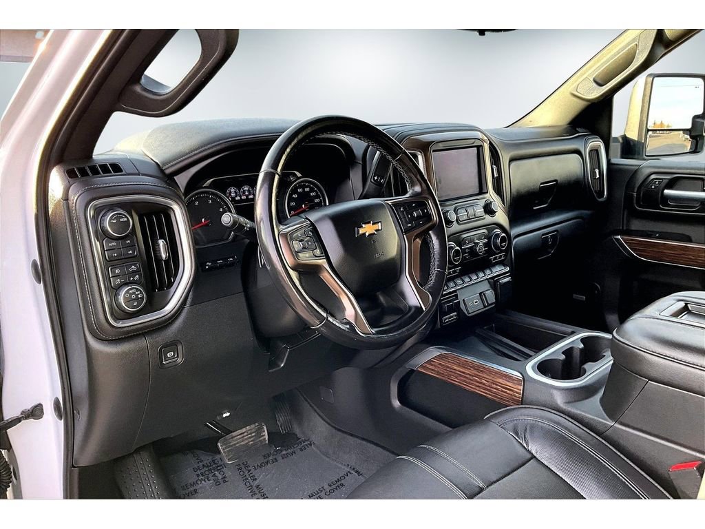 Used 2020 Chevrolet Silverado 2500 High Country w/ Z71 Off-Road Package image 15