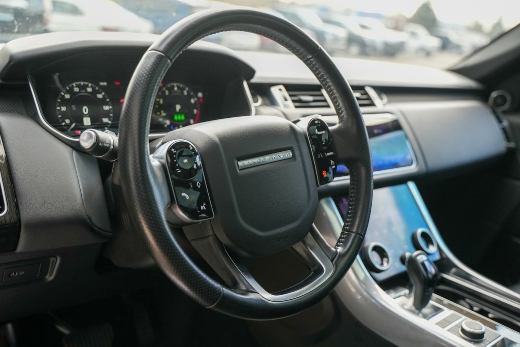 Used 2020 Land Rover Range Rover Sport HSE image 26