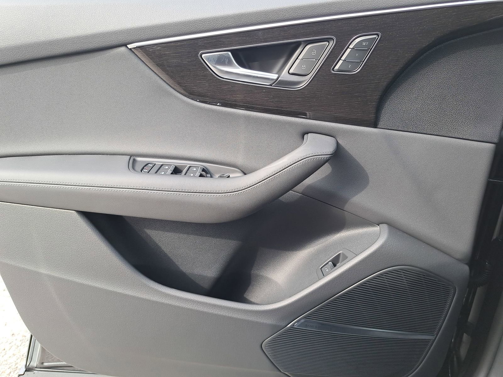 New 2026 Audi Q8 Premium Plus image 28