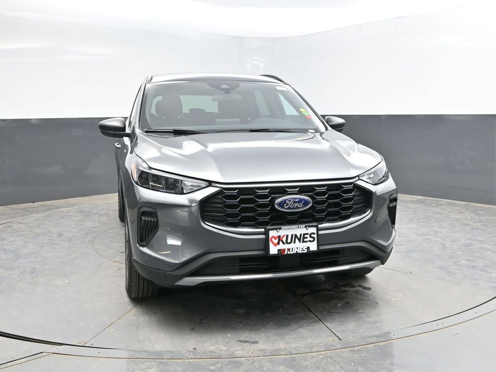 Used 2025 Ford Escape ST-Line AWD/4WD video 2