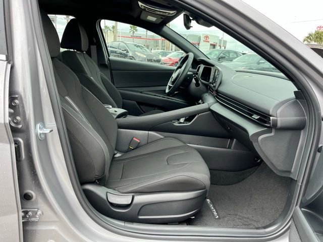New 2026 Hyundai Elantra SEL Sport Premium FWD image 22