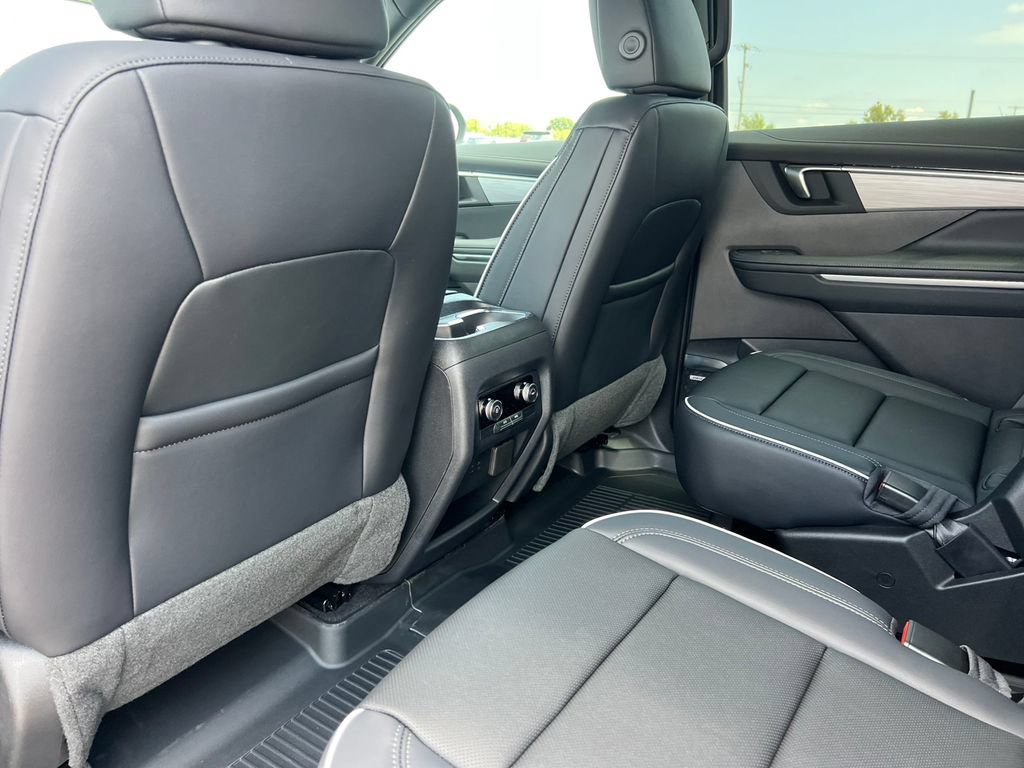 New 2027 Buick Enclave Preferred w/ Power Package AWD/4WD image 33