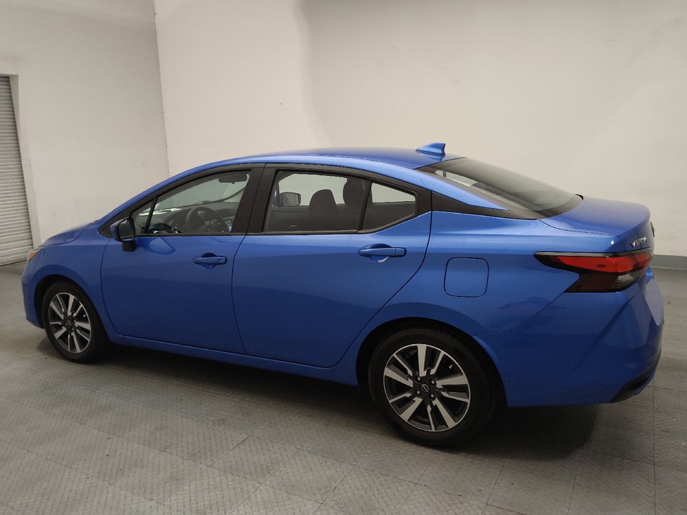 Used 2024 Nissan Versa SV FWD image 3