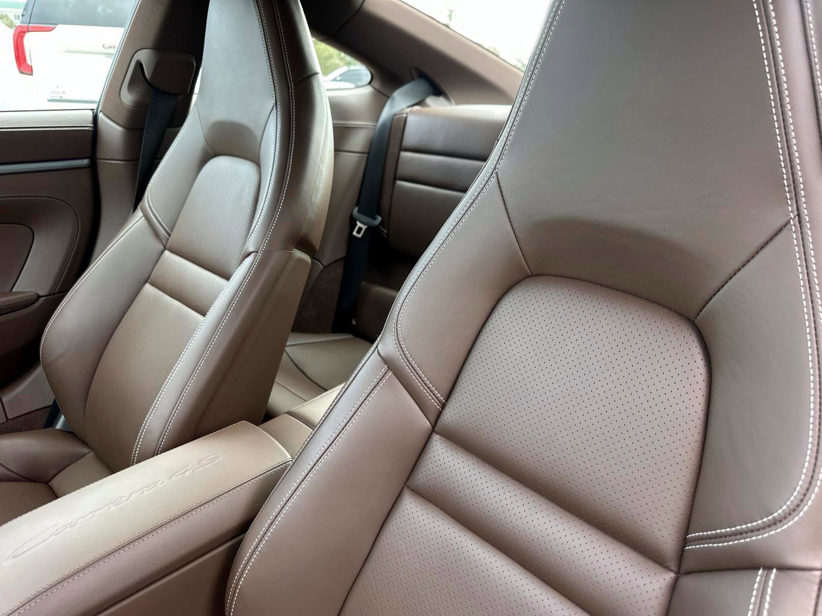 Used 2024 Porsche 911 Carrera 4S w/ Sport Chrono Package image 18