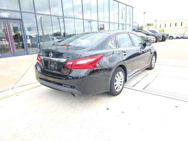 Used 2018 Nissan Altima 2.5 S w/ S Convenience Package FWD image 4