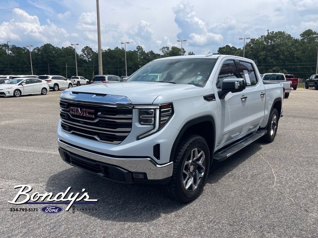 Used 2026 GMC Sierra 1500 SLT w/ SLT Premium Plus Package AWD/4WD image 3