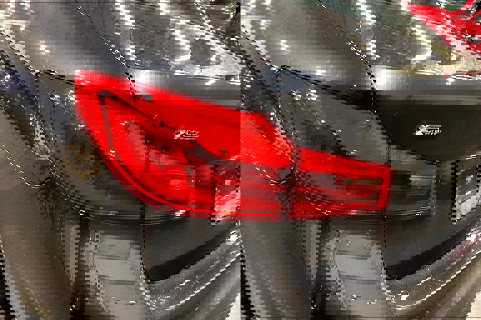 Used 2019 BMW 540i xDrive w/ Convenience Package image 28