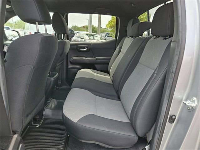 Used 2023 Toyota Tacoma TRD Sport image 3