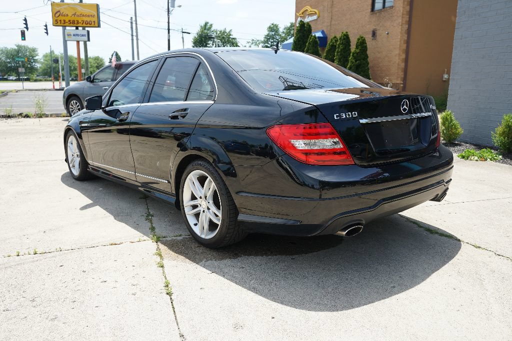 Used 2012 Mercedes-Benz C 300 4MATIC Sedan image 5