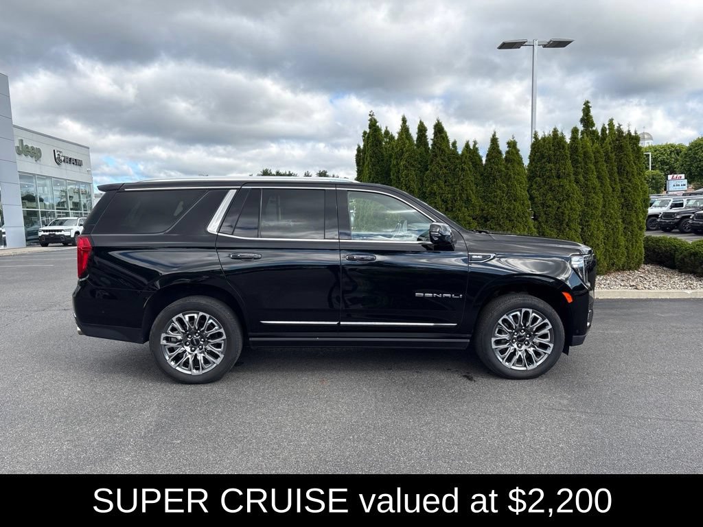 Used 2023 GMC Yukon Denali Ultimate AWD/4WD image 2