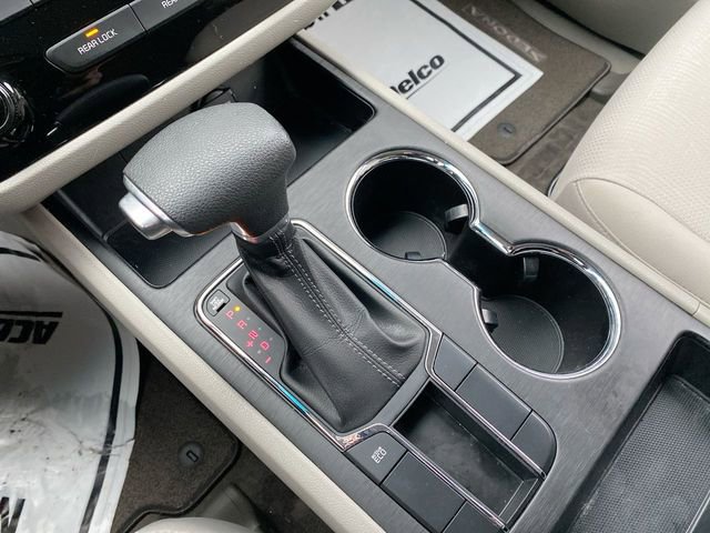 Used 2019 Kia Sedona LX image 15