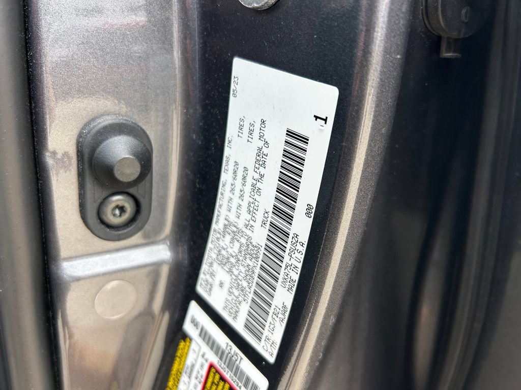 Used 2023 Toyota Tundra SR5 w/ SR5 Convenience Package AWD/4WD image 10