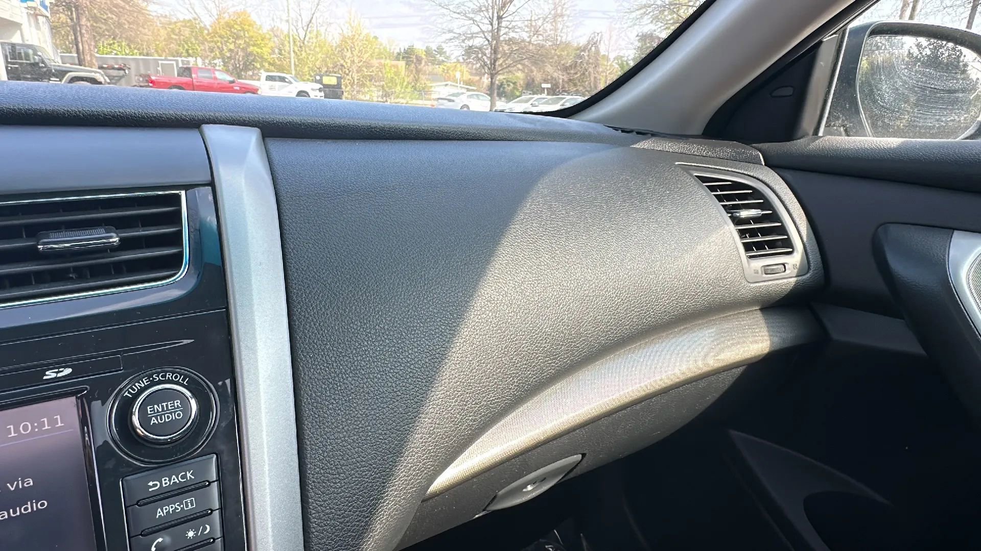 Used 2015 Nissan Altima 2.5 SL w/ Technology Package image 39