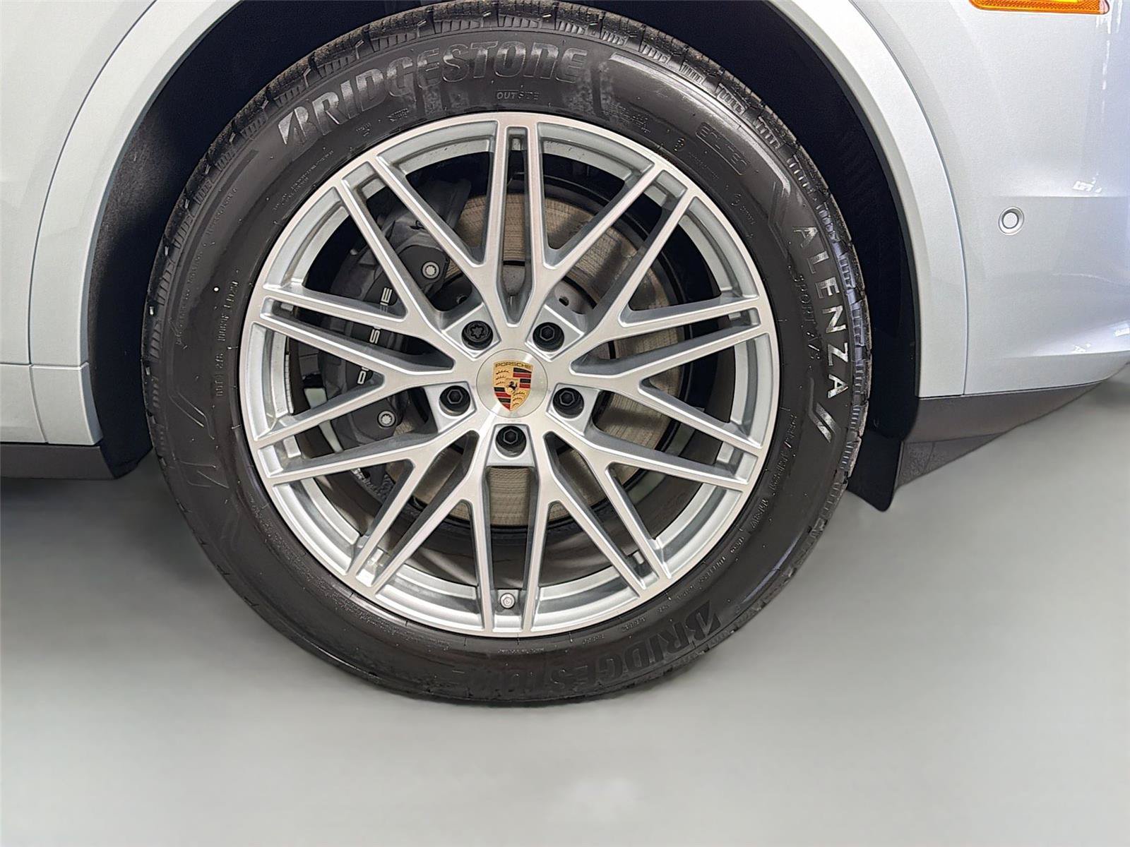 Certified 2026 Porsche Cayenne AWD/4WD image 13