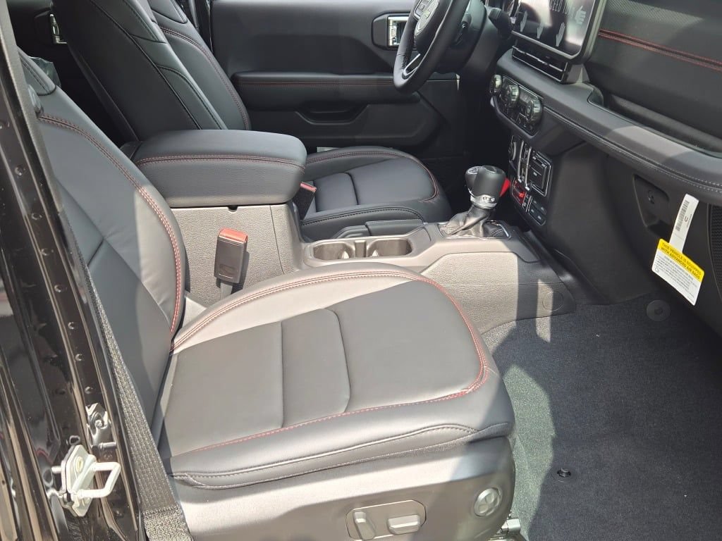 New 2026 Jeep Gladiator Rubicon AWD/4WD image 5
