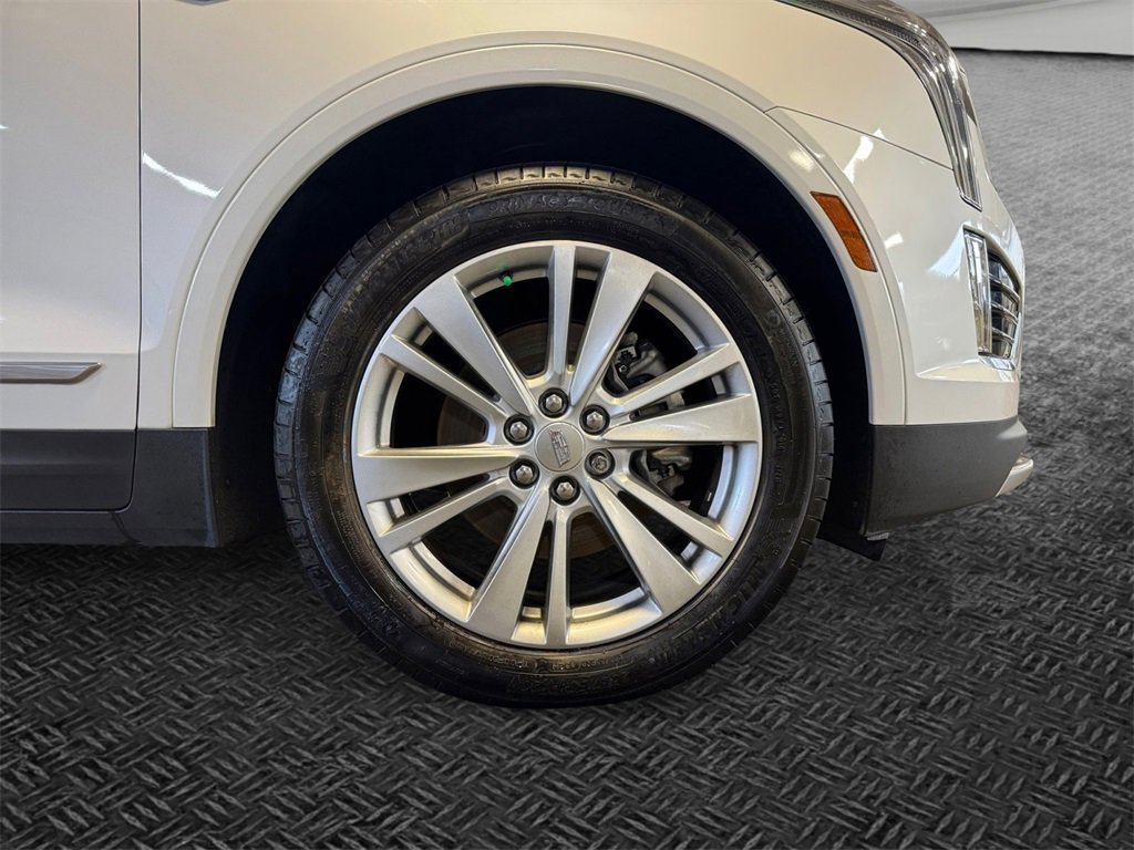 Used 2021 Cadillac XT5 Premium Luxury image 11