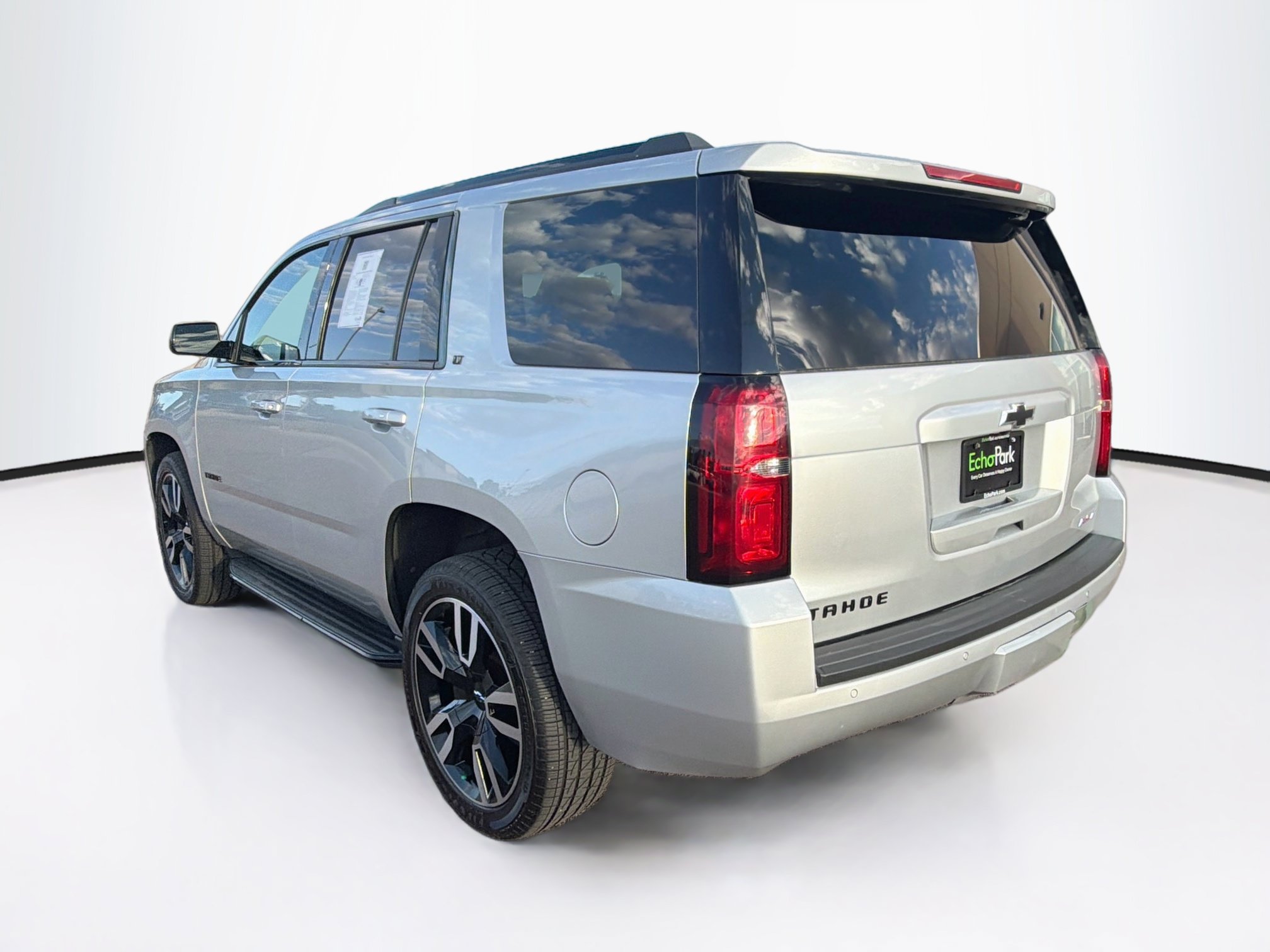 Used 2020 Chevrolet Tahoe LT w/ RST Edition AWD/4WD image 5