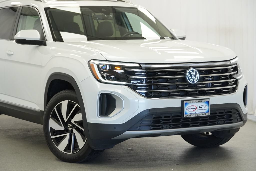 Used 2024 Volkswagen Atlas SEL AWD/4WD image 8