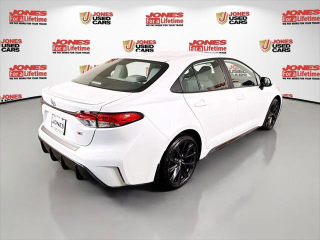 Certified 2023 Toyota Corolla SE w/ SE Premium Package FWD image 17
